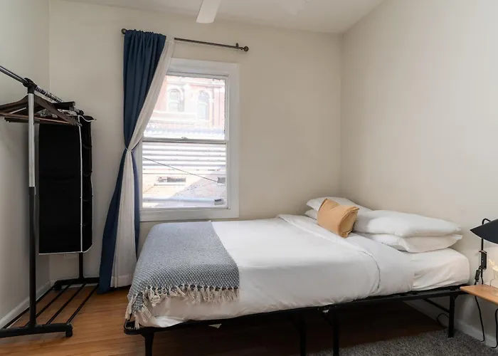 Bucktown 2br Near The 606 Apartment