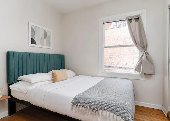 Bucktown 2br Near The 606 Apartment *