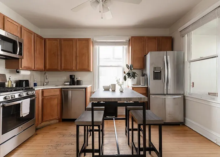 Bucktown 2br Near The 606 Apartment *